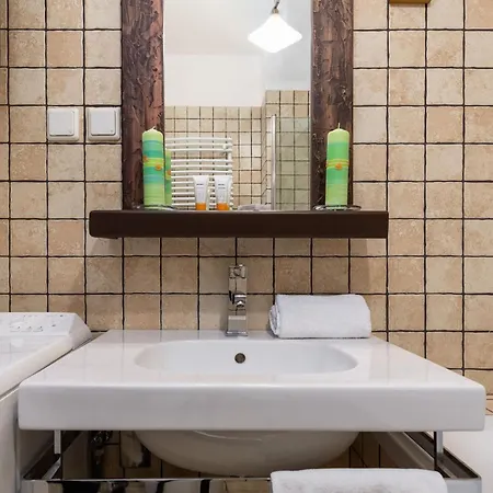 Klimatyczny W Kolobrzegu Z Balkonem I Wanna By Renters Daire Kolobrzeg