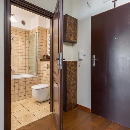 Daire Klimatyczny W Kolobrzegu Z Balkonem I Wanna By Renters